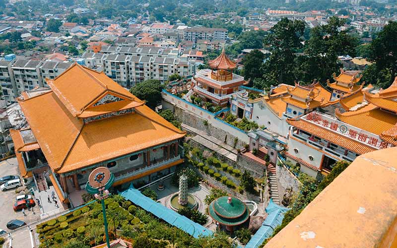 Ultimate Guide to Kek Lok Si Malaysia in